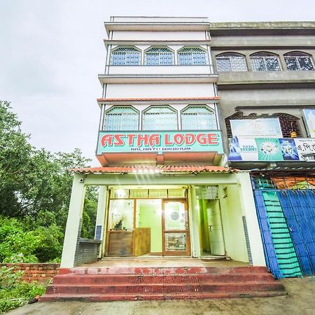 Spot On 44270 Astha Lodge Tarapith Exteriör bild