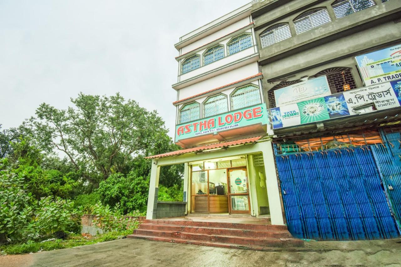 Spot On 44270 Astha Lodge Tarapith Exteriör bild