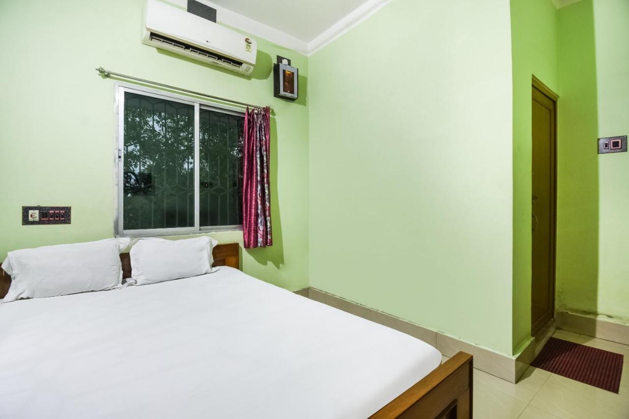 Spot On 44270 Astha Lodge Tarapith Exteriör bild